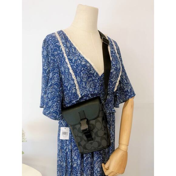 Coach C3134 Track Small Flap Crossbody In Signature Canvas In Gunmetal/Charcoal - Picture 9 of 9